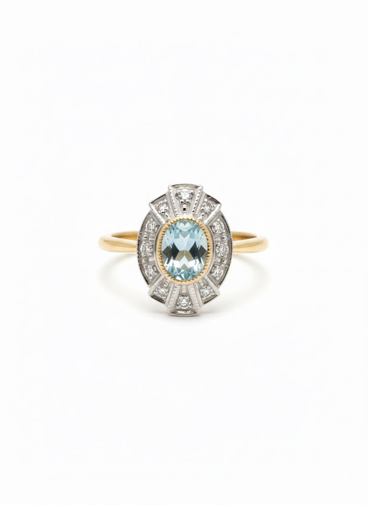 9ct Aquamarine & Diamond Ring