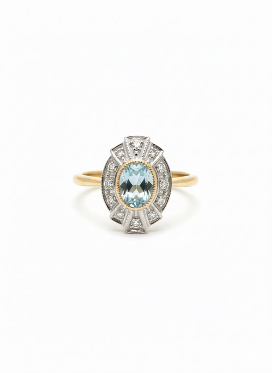 9ct Aquamarine & Diamond Ring