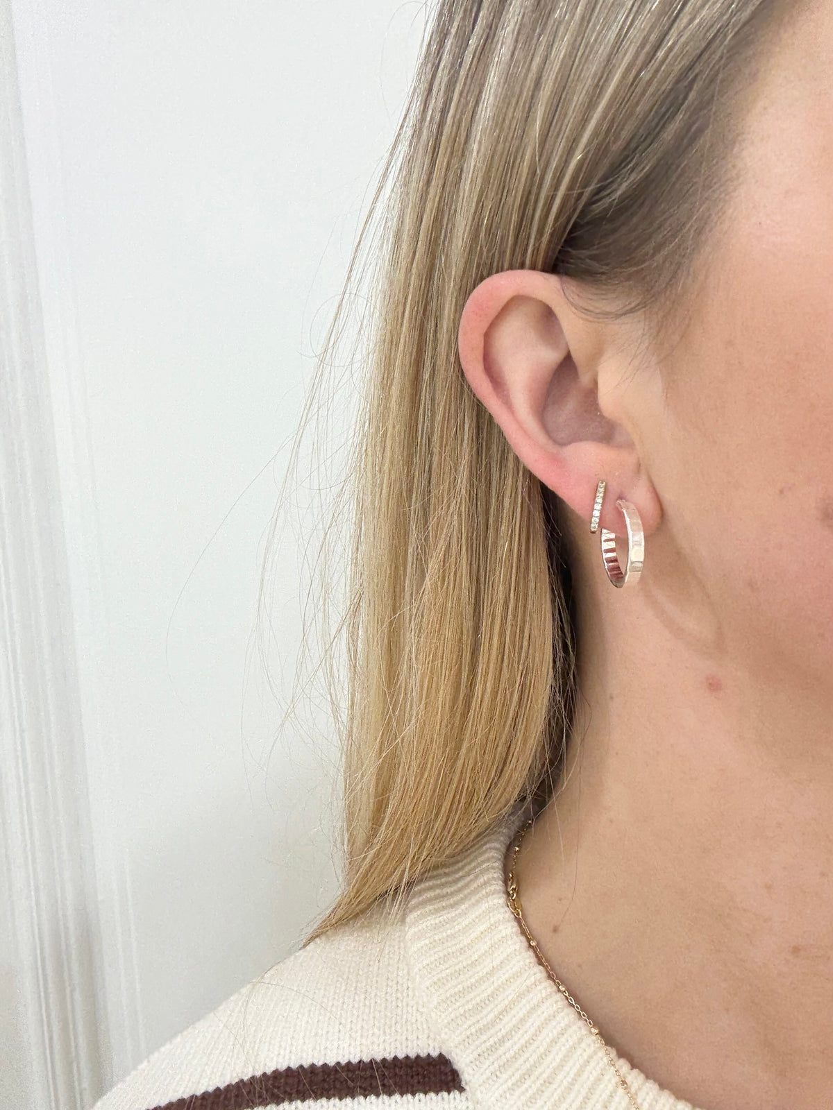Myrtle Medium Hoops