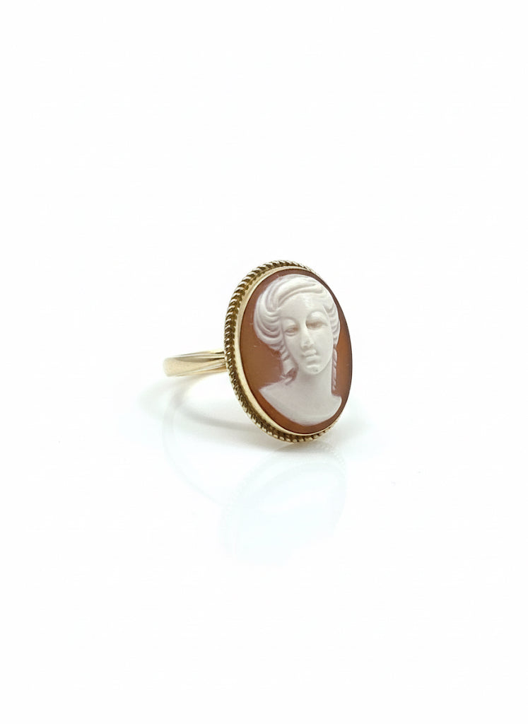 9ct Gold Cameo Ring