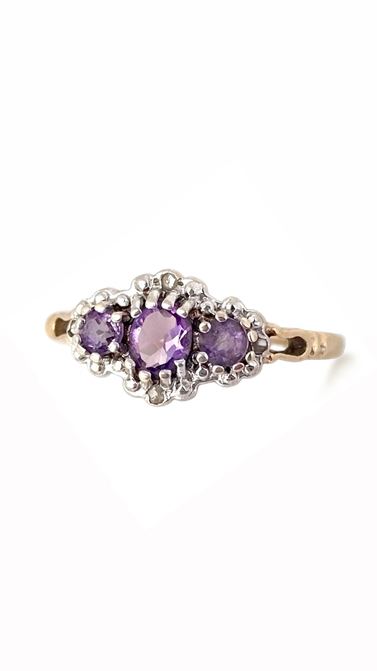 9ct Gold Amethyst & Diamond Ring