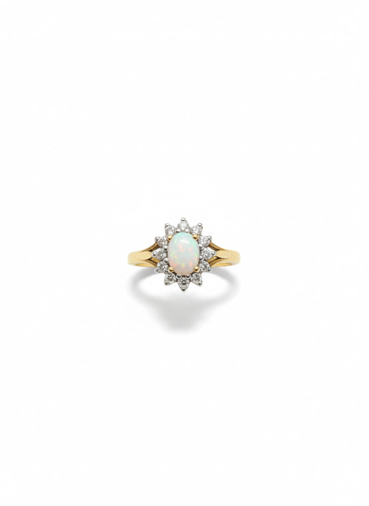 18ct Opal & Diamond Ring