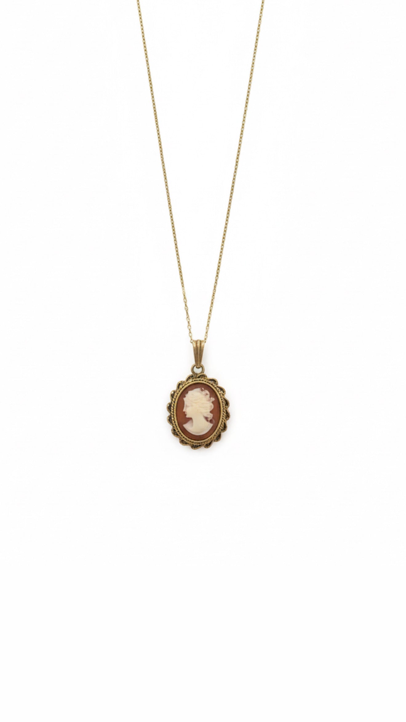 9ct Gold Cameo Chain