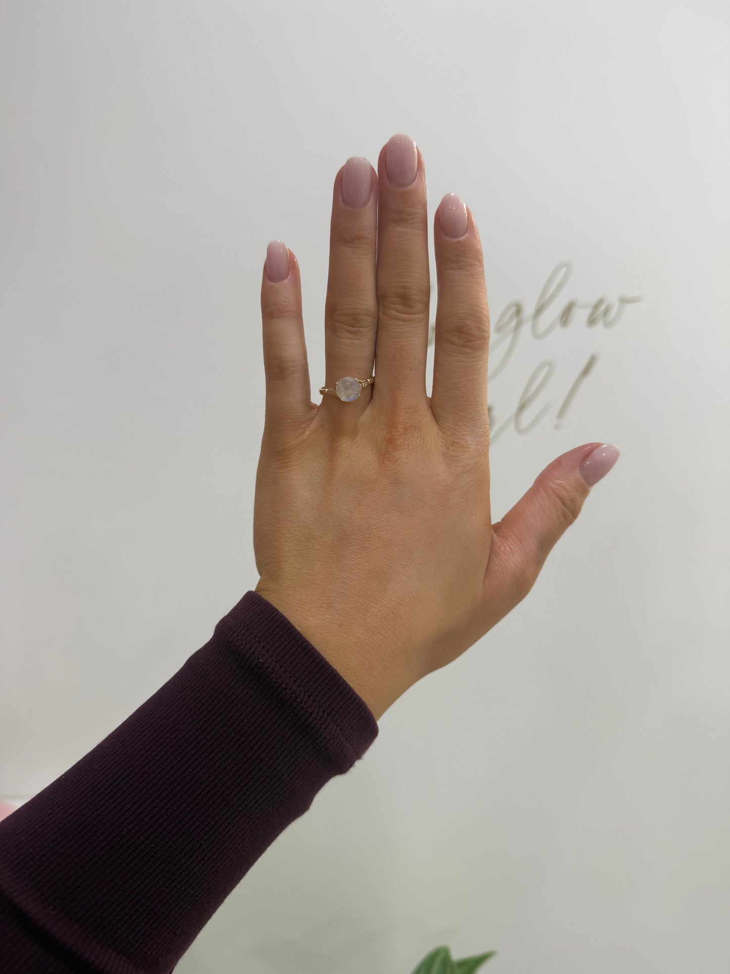 9ct Gold Carved Moonstone Ring
