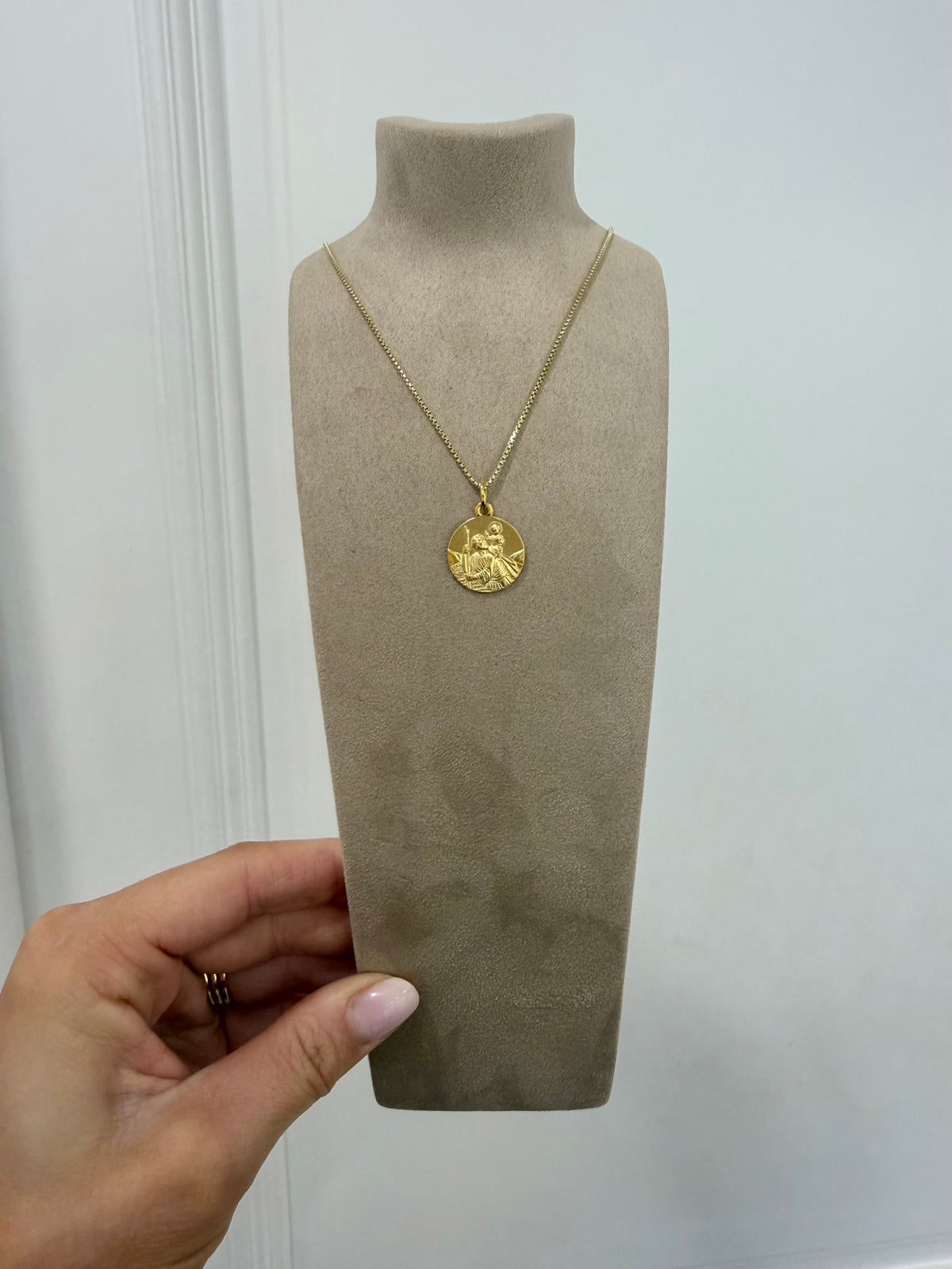9ct Gold St Christopher Medal Necklace