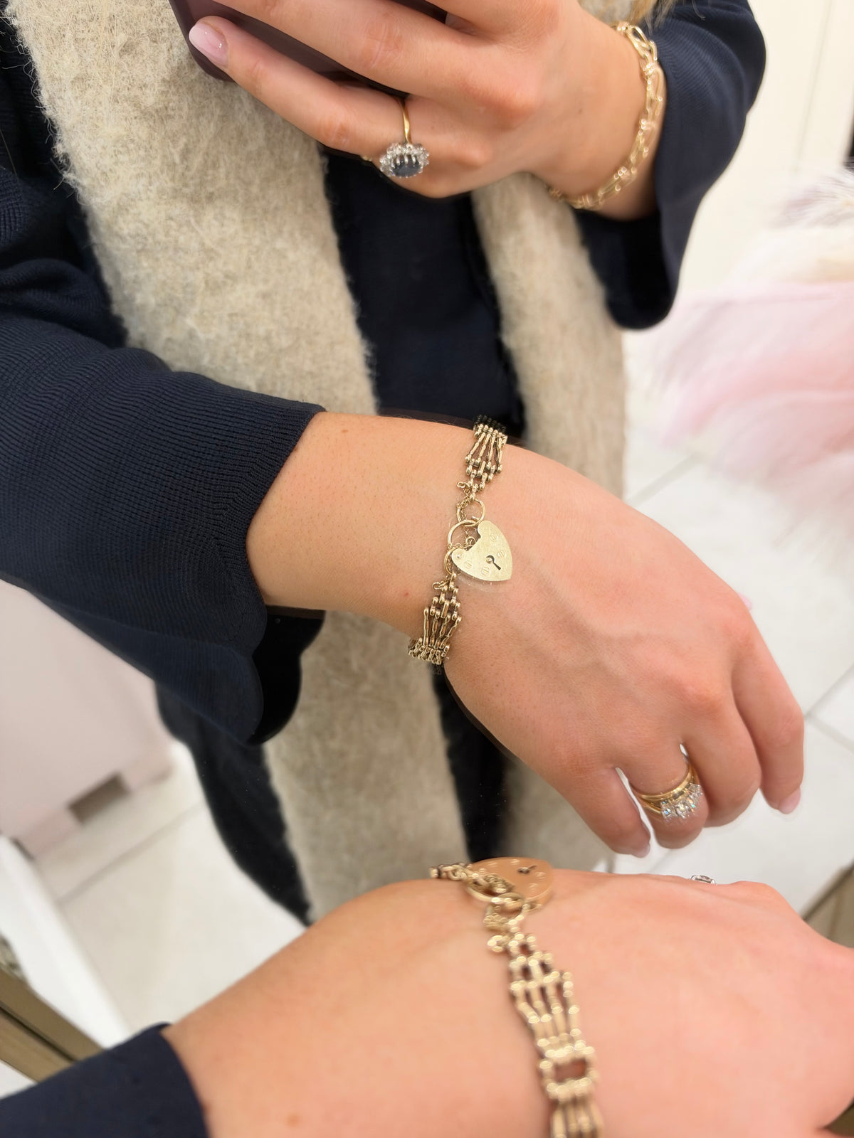 9ct Gold Gate Bracelet