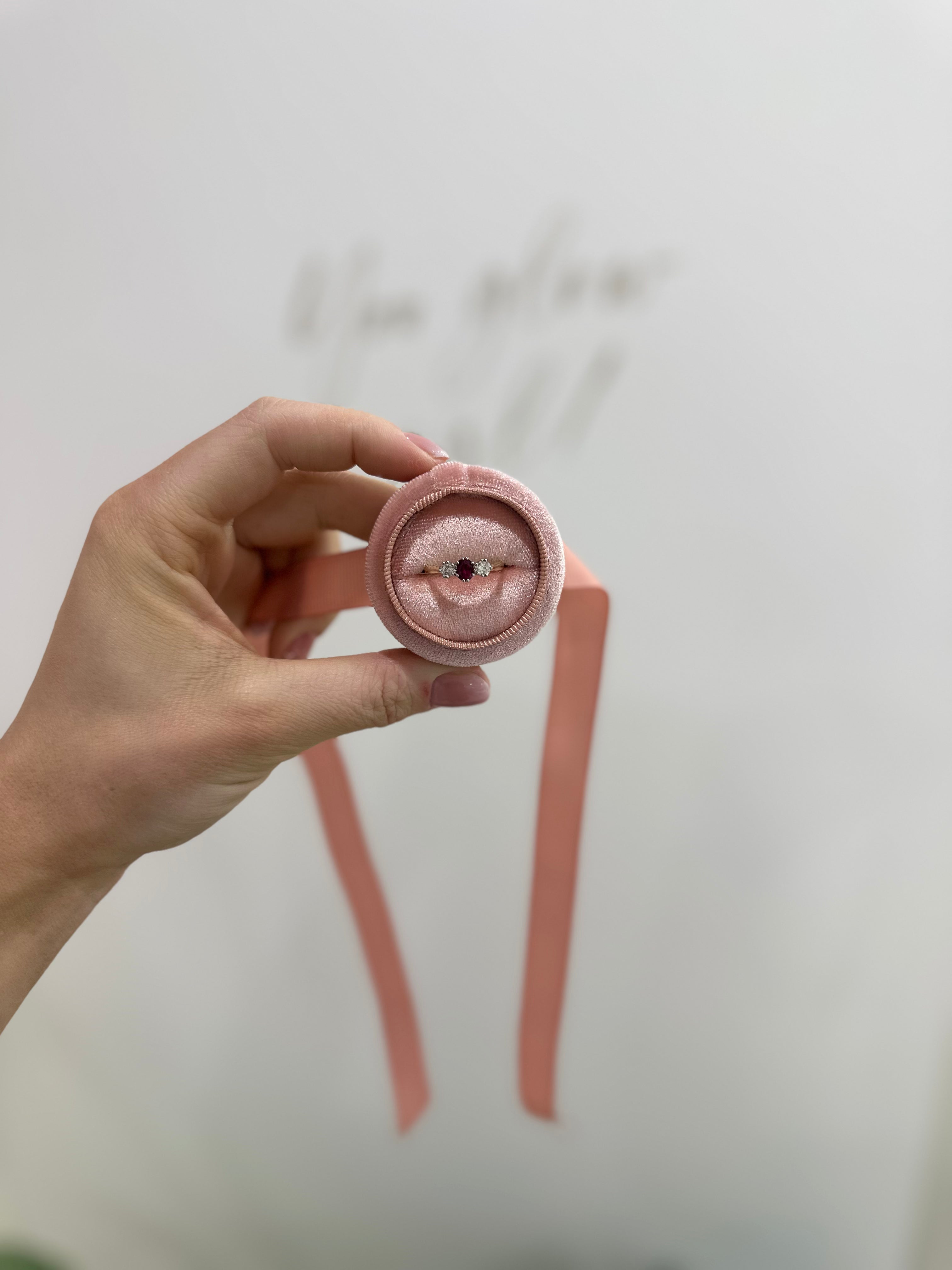 18ct Ruby & Diamond Ring