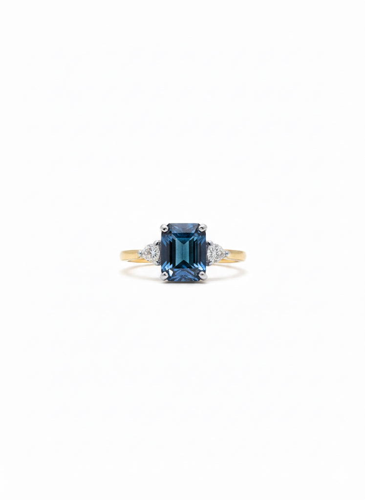 Spinel & Diamond Ring