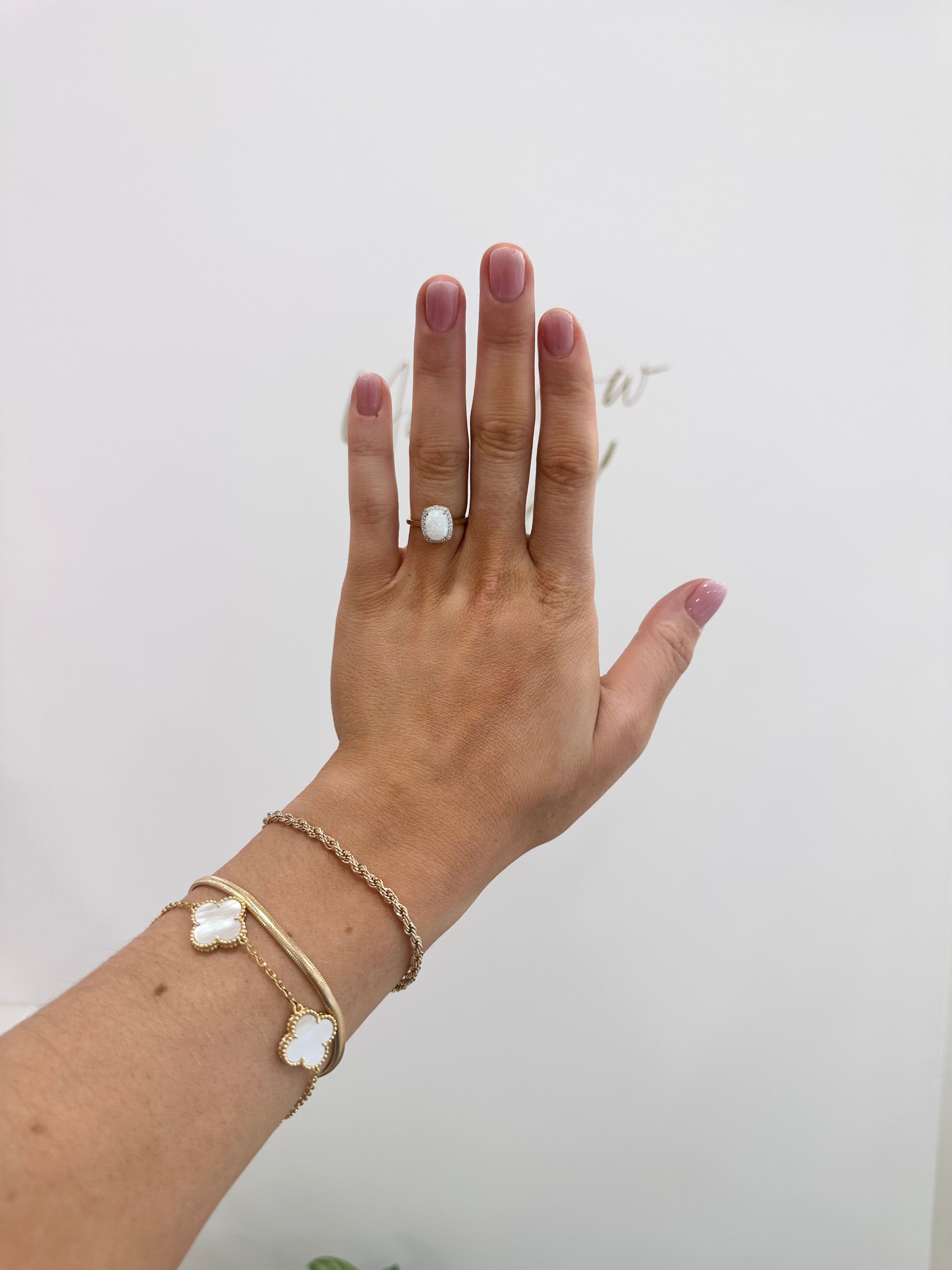 Adaeze 9ct Gold Ring