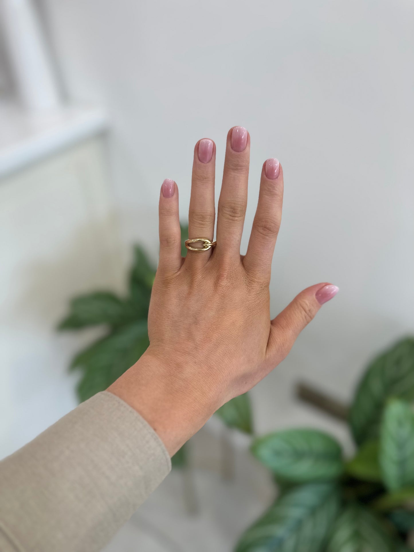 Scarlett Ring