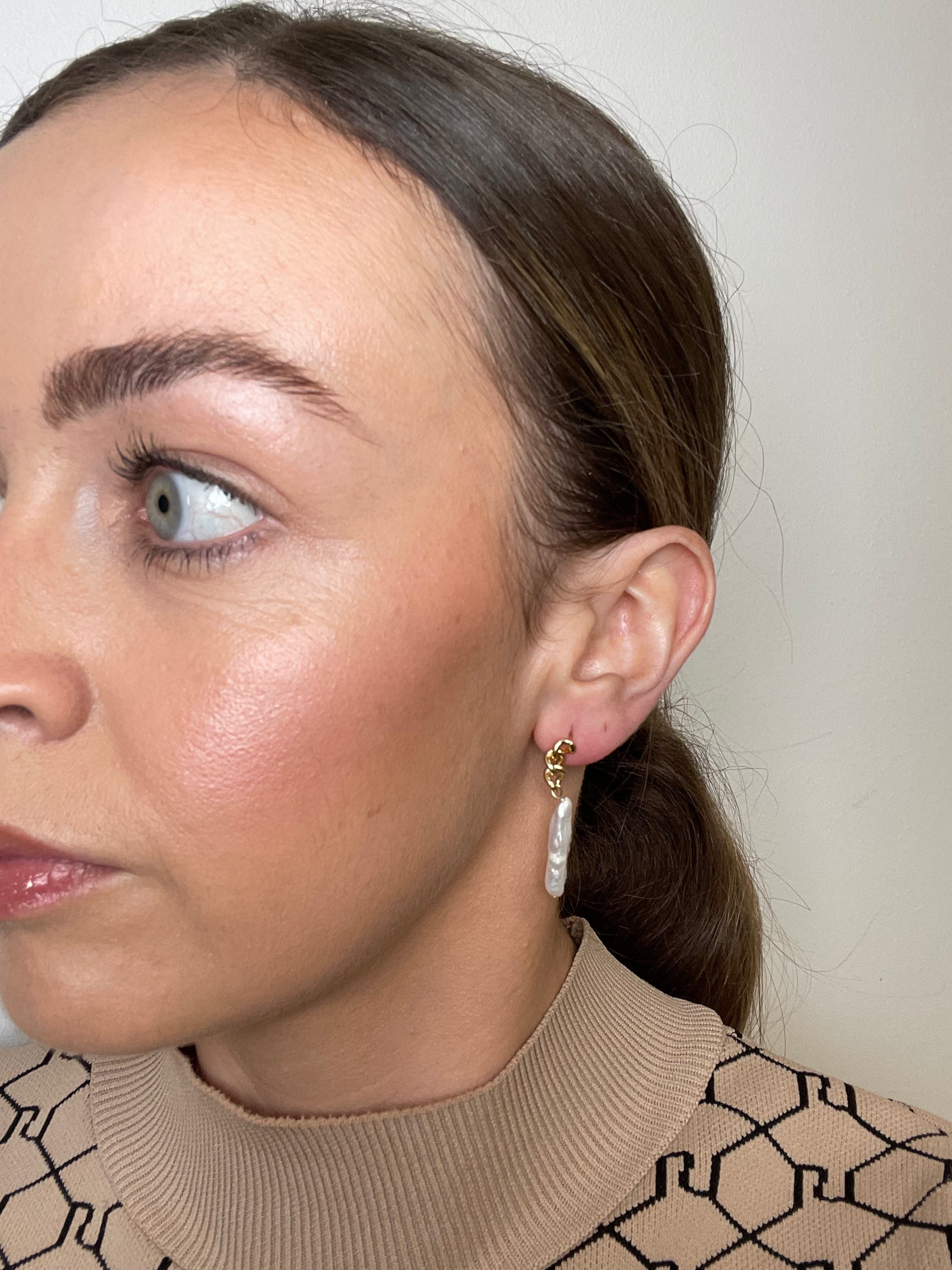 Fay Earrings